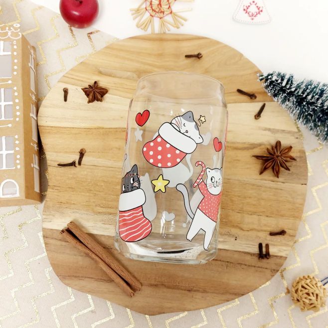 Teď je ta pravá chvíle pořídit si vánoční kočičky 🙊🎄